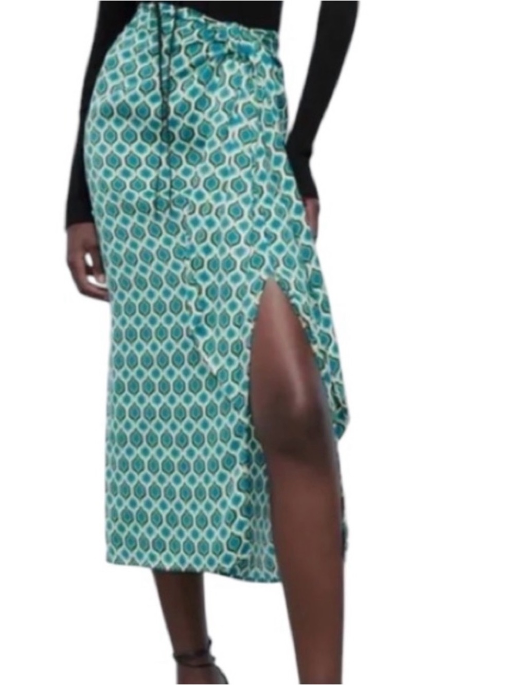 Zara Teal Green and White Geometric Midi Skirt